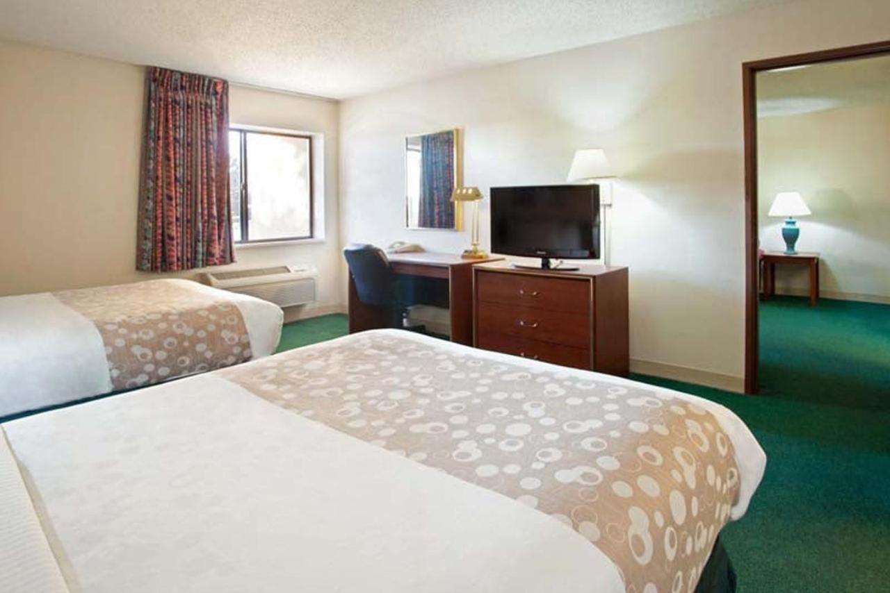 Norwood Inn & Suites Indianapolis East Post Drive Eksteriør billede