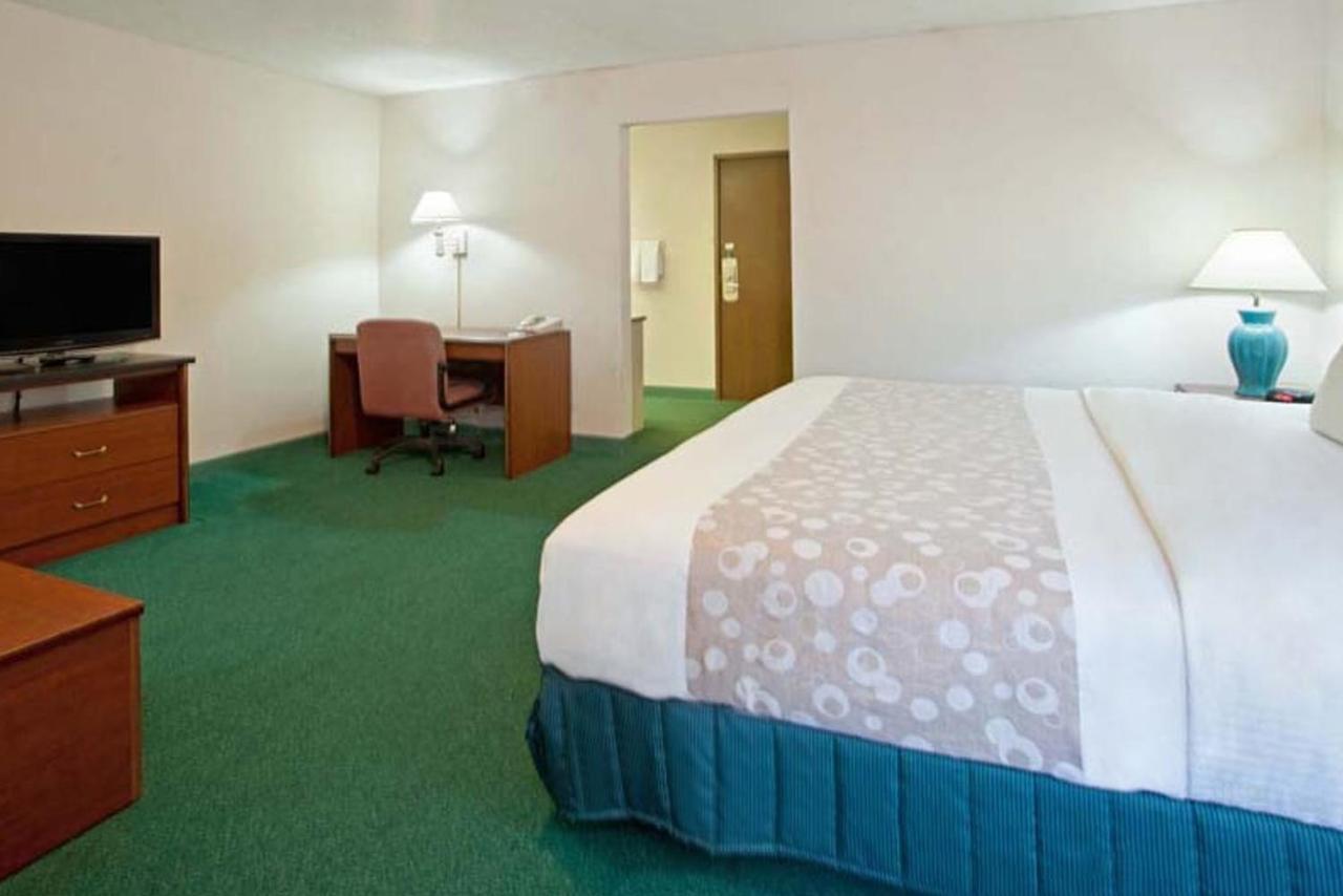 Norwood Inn & Suites Indianapolis East Post Drive Eksteriør billede