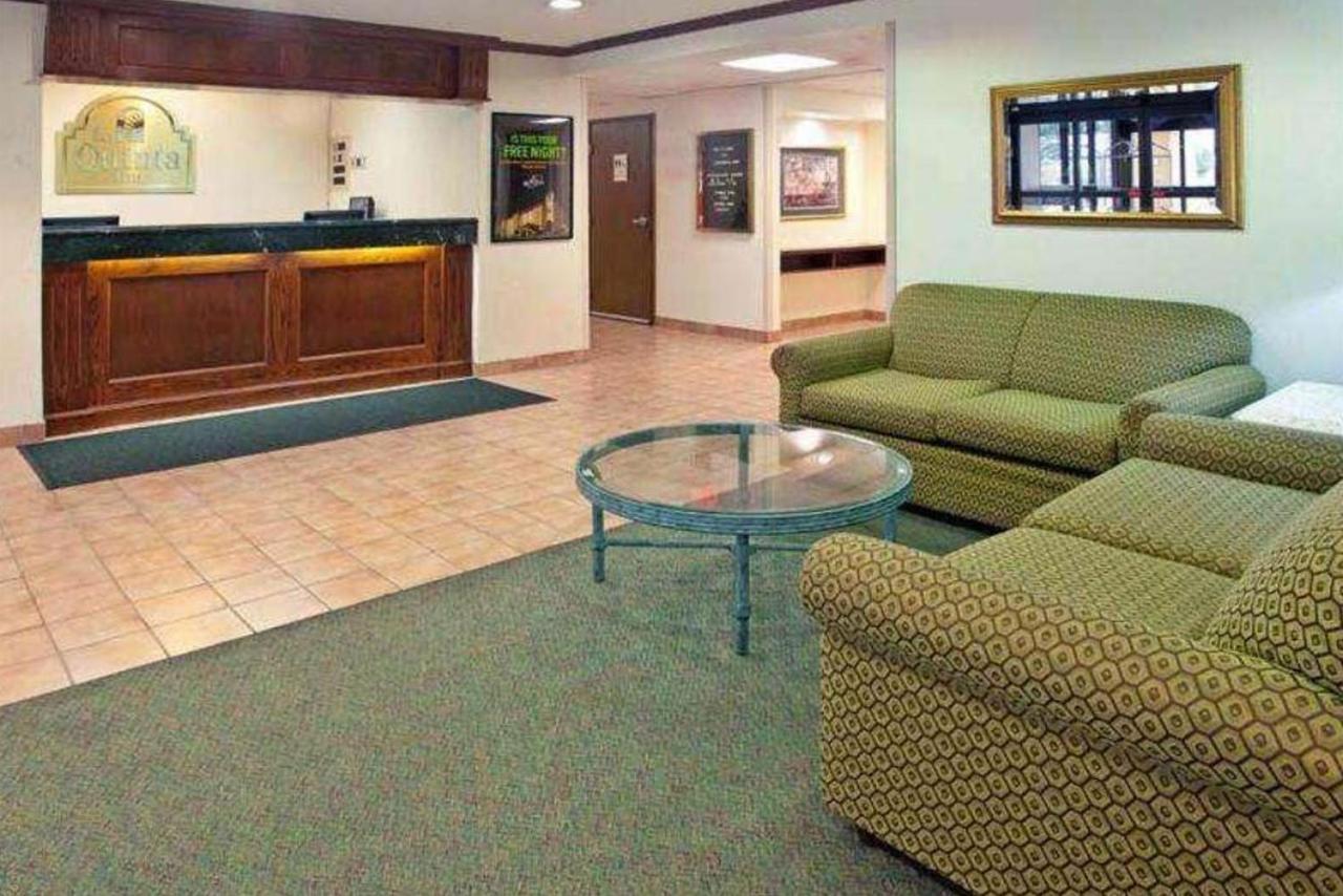 Norwood Inn & Suites Indianapolis East Post Drive Eksteriør billede