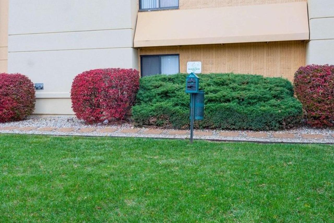 Norwood Inn & Suites Indianapolis East Post Drive Eksteriør billede